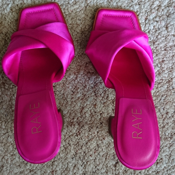 Revolve RAYE Alexus Heel in Fuschia pink size 6.5 - Picture 5 of 12